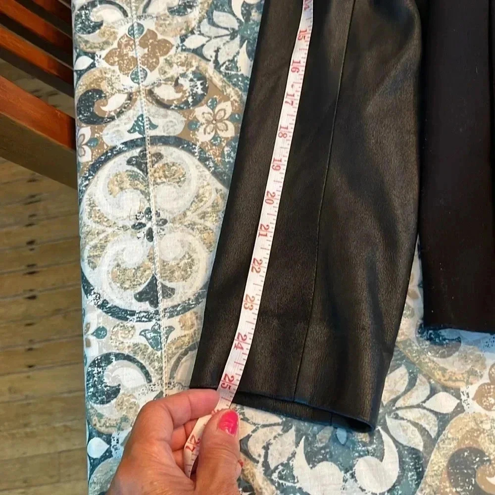 Theory blazer leather sleeves - Picture 8 of 8